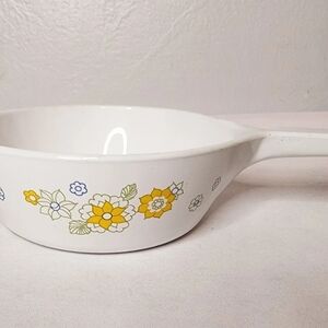 Vintage Corning Ware Blue & Yellow Floral 1 PT Pouring Saucepan P-81-B